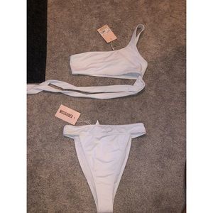 Missguided bikini